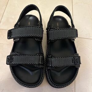 Tory Burch sandal size 7